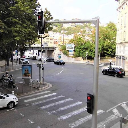 2 Spacious Bedrooms Near Riquier Station! Nice Exterior photo